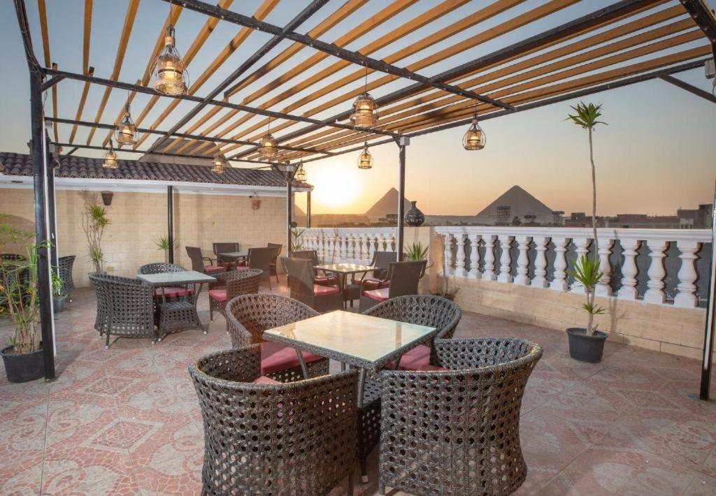 Pyramids Lights Hotel Kairo Exterior foto